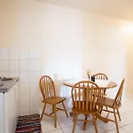 Konukevi Mijajov Dvor