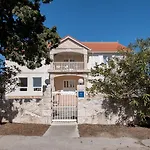 Mijajov Dvor Sumartin