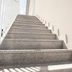 Mijajov Dvor Konukevi