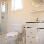 Mijajov Dvor Konukevi