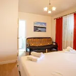 Maison d'hôtes Mijajov Dvor 3*